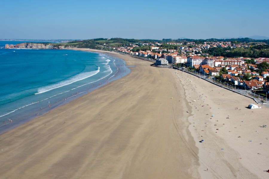 Plage de sable fin à Hendaye