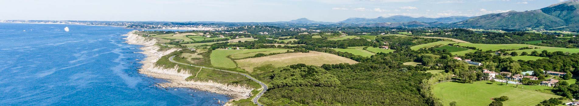 Vue panoramique sur la Corniche basque